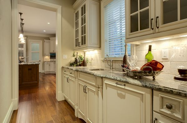 Butlers Pantry Installation in Mesquite